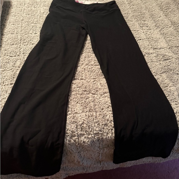 Lululemon flare pant - Picture 3 of 3